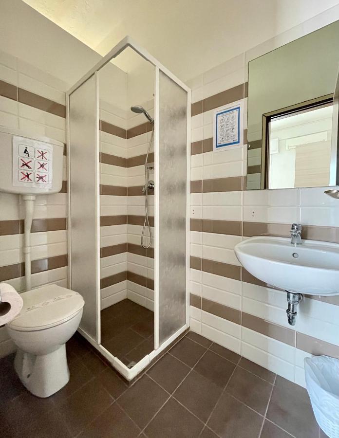 Hotel Orlov Rimini Buitenkant foto