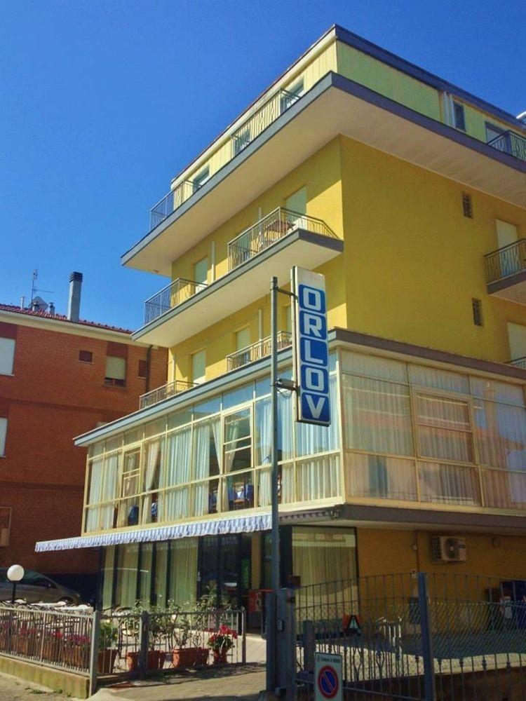 Hotel Orlov Rimini Buitenkant foto